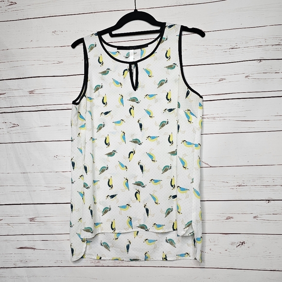 Kensie Tops - Kensie Bird Pattern Sleeveless Top